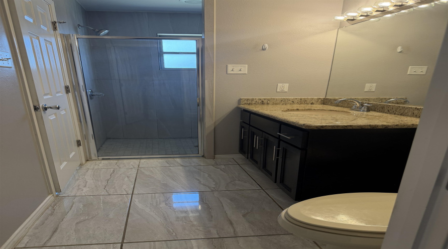 4304 Alexis Dr, Laredo, Texas 78046, 3 Bedrooms Bedrooms, 7 Rooms Rooms,2 BathroomsBathrooms,Residential,For Rent,4304 Alexis Dr,20264204