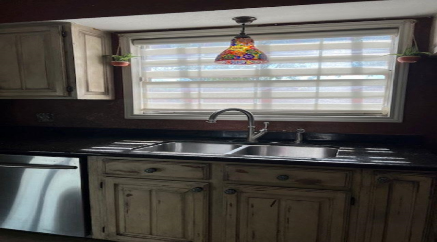 1201 St Patrick Dr, LAREDO, Texas 78045, 4 Bedrooms Bedrooms, 6 Rooms Rooms,3 BathroomsBathrooms,Residential,For Rent,1201 St Patrick Dr,20264207