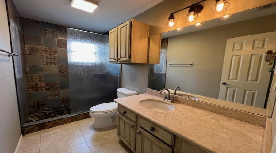 1201 St Patrick Dr, LAREDO, Texas 78045, 4 Bedrooms Bedrooms, 6 Rooms Rooms,3 BathroomsBathrooms,Residential,For Rent,1201 St Patrick Dr,20264207