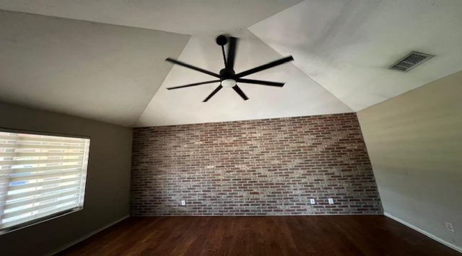 1201 St Patrick Dr, LAREDO, Texas 78045, 4 Bedrooms Bedrooms, 6 Rooms Rooms,3 BathroomsBathrooms,Residential,For Rent,1201 St Patrick Dr,20264207