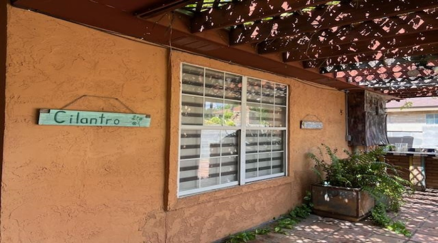 1201 St Patrick Dr, LAREDO, Texas 78045, 4 Bedrooms Bedrooms, 6 Rooms Rooms,3 BathroomsBathrooms,Residential,For Rent,1201 St Patrick Dr,20264207