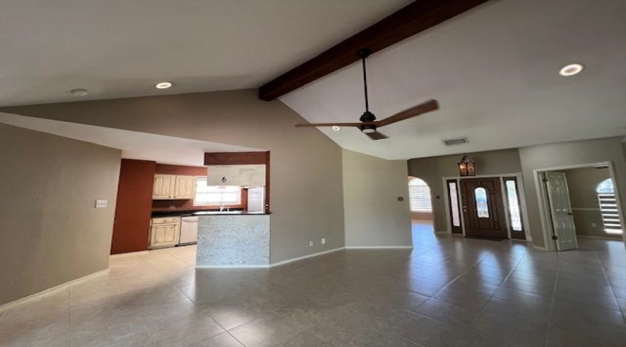 1201 St Patrick Dr, LAREDO, Texas 78045, 4 Bedrooms Bedrooms, 6 Rooms Rooms,3 BathroomsBathrooms,Residential,For Rent,1201 St Patrick Dr,20264207
