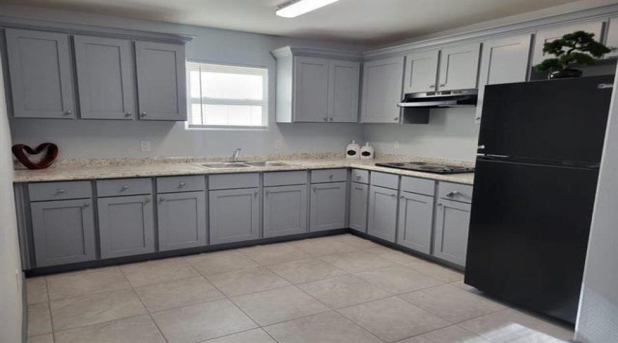 2103 Napoleon St, Laredo, Texas 78043, 2 Bedrooms Bedrooms, 3 Rooms Rooms,1 BathroomBathrooms,Residential,For Rent,2103 Napoleon St,20264209