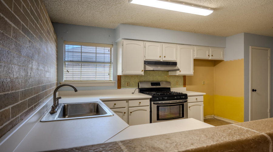 307 Hancock Ct, Laredo, Texas 78046, 3 Bedrooms Bedrooms, 6 Rooms Rooms,2 BathroomsBathrooms,Residential,For Rent,307 Hancock Ct,20264210
