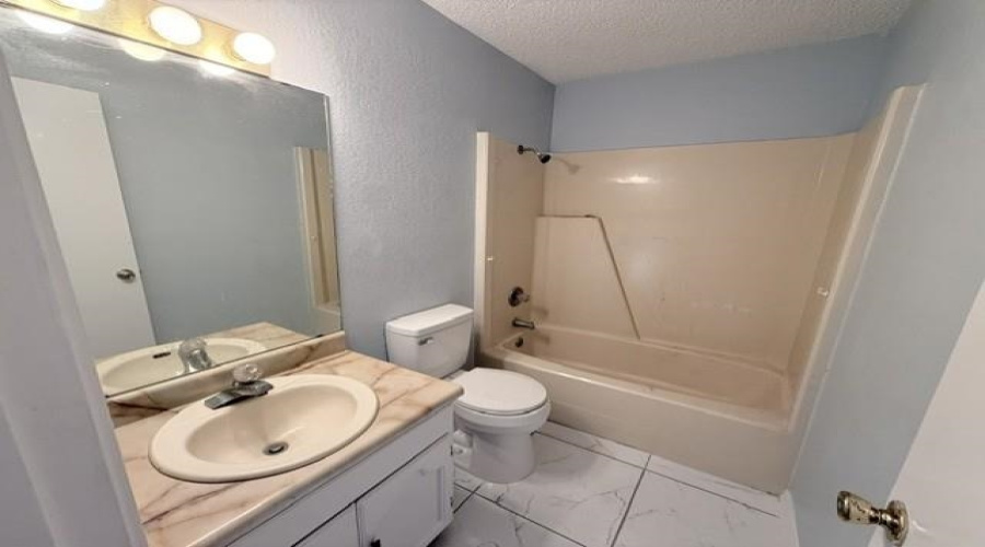 1423 Agave Dr, Laredo, Texas 78041, 3 Bedrooms Bedrooms, 5 Rooms Rooms,2 BathroomsBathrooms,Residential,For Rent,1423 Agave Dr,20264211