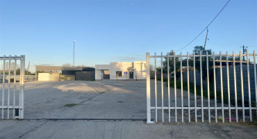2613 San Dario Ave, Laredo, Texas 78040, 1 Room Rooms,1 BathroomBathrooms,Commercial retail/office,For Rent,2613 San Dario Ave,20253683 2613 San Dario Ave, Laredo, Texas 78040, 1 Room Rooms,1 BathroomBathrooms,Commercial retail/office,For Rent,2613 San Dario Ave,20253683