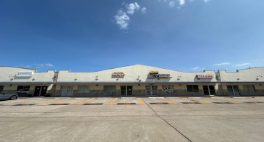 9803 Sterling Lp, Laredo, Texas 78045, 1 Room Rooms,1 BathroomBathrooms,Commercial retail/office,For Rent,9803 Sterling Lp,20264215 9803 Sterling Lp, Laredo, Texas 78045, 1 Room Rooms,1 BathroomBathrooms,Commercial retail/office,For Rent,9803 Sterling Lp,20264215