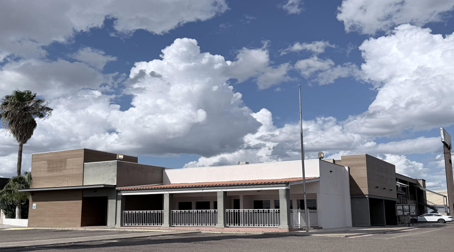 5603 San Dario Ave, Laredo, Texas 78045, 1 Room Rooms,2 BathroomsBathrooms,Commercial retail/office,For Rent,5603 San Dario Ave,20264216