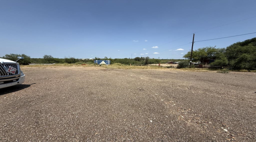 184 Los Minerales, Laredo, Texas 78045-6201, ,Land,For Sale,184 Los Minerales,20253654