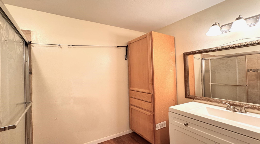 5116 Haynes Ave, LAREDO, Texas 78041, ,Multi-family,For Sale,5116 Haynes Ave,20264213