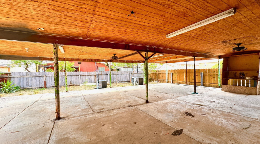 5116 Haynes Ave, LAREDO, Texas 78041, ,Multi-family,For Sale,5116 Haynes Ave,20264213