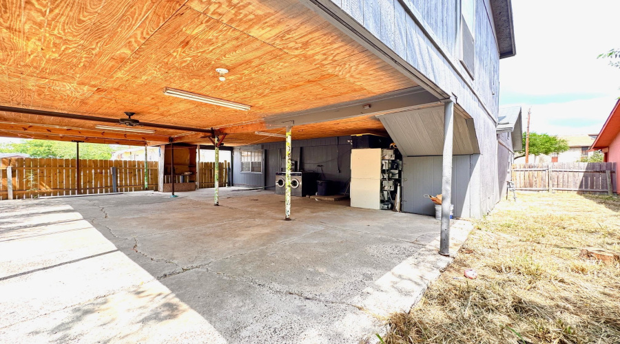 5116 Haynes Ave, LAREDO, Texas 78041, ,Multi-family,For Sale,5116 Haynes Ave,20264213