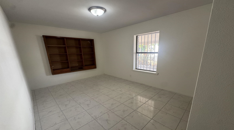 207 Victoria St, Laredo, Texas 78040, 4 Bedrooms Bedrooms, 7 Rooms Rooms,2 BathroomsBathrooms,Residential,For Sale,207 Victoria St,20264214