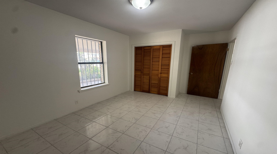 207 Victoria St, Laredo, Texas 78040, 4 Bedrooms Bedrooms, 7 Rooms Rooms,2 BathroomsBathrooms,Residential,For Sale,207 Victoria St,20264214