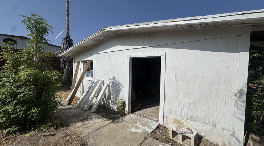 207 Victoria St, Laredo, Texas 78040, 4 Bedrooms Bedrooms, 7 Rooms Rooms,2 BathroomsBathrooms,Residential,For Sale,207 Victoria St,20264214