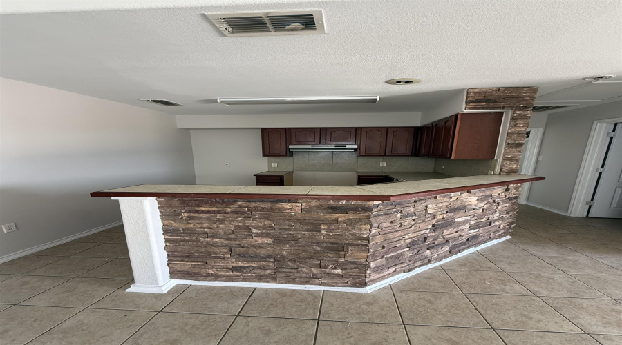 227 Girasol Ct, Laredo, Texas 78043, 3 Bedrooms Bedrooms, 5 Rooms Rooms,2 BathroomsBathrooms,Residential,For Rent,227 Girasol Ct,20264217