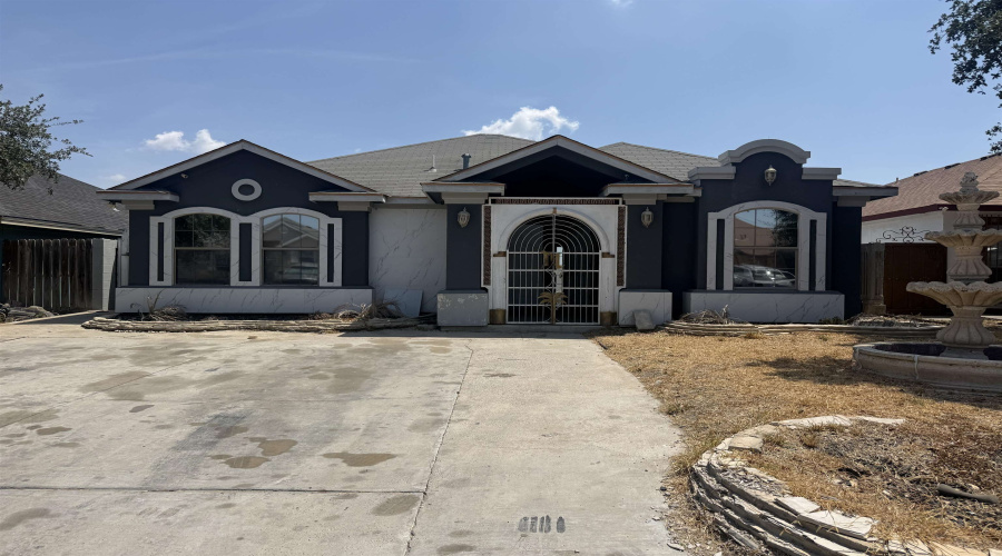 227 Girasol Ct, Laredo, Texas 78043, 3 Bedrooms Bedrooms, 5 Rooms Rooms,2 BathroomsBathrooms,Residential,For Rent,227 Girasol Ct,20264217