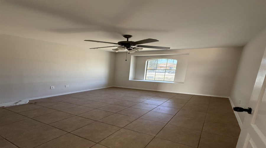 227 Girasol Ct, Laredo, Texas 78043, 3 Bedrooms Bedrooms, 5 Rooms Rooms,2 BathroomsBathrooms,Residential,For Rent,227 Girasol Ct,20264217