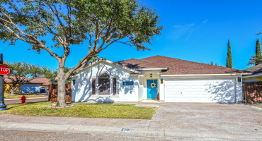 425 Cinnamon Teal Lp, LAREDO, Texas 78045, 3 Bedrooms Bedrooms, 5 Rooms Rooms,2 BathroomsBathrooms,Residential,For Rent,425 Cinnamon Teal Lp,20264218 425 Cinnamon Teal Lp, LAREDO, Texas 78045, 3 Bedrooms Bedrooms, 5 Rooms Rooms,2 BathroomsBathrooms,Residential,For Rent,425 Cinnamon Teal Lp,20264218