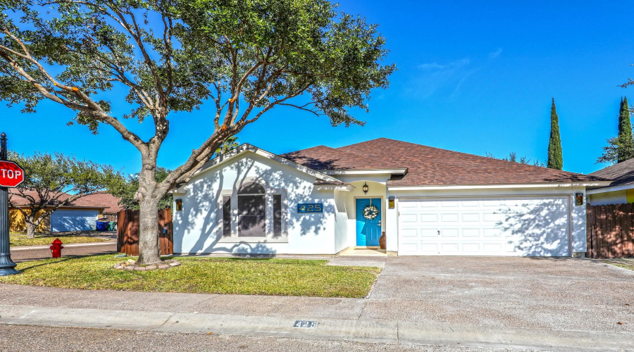 425 Cinnamon Teal Lp, LAREDO, Texas 78045, 3 Bedrooms Bedrooms, 5 Rooms Rooms,2 BathroomsBathrooms,Residential,For Rent,425 Cinnamon Teal Lp,20264218