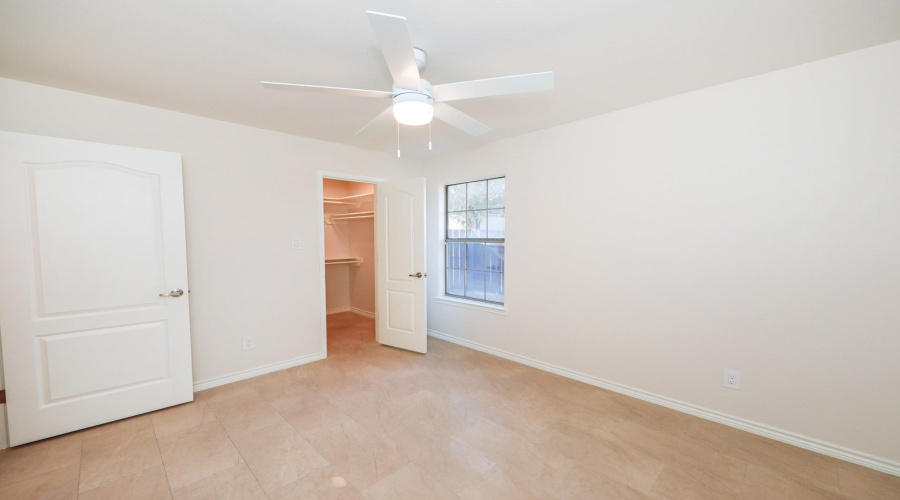 425 Cinnamon Teal Lp, LAREDO, Texas 78045, 3 Bedrooms Bedrooms, 5 Rooms Rooms,2 BathroomsBathrooms,Residential,For Rent,425 Cinnamon Teal Lp,20264218