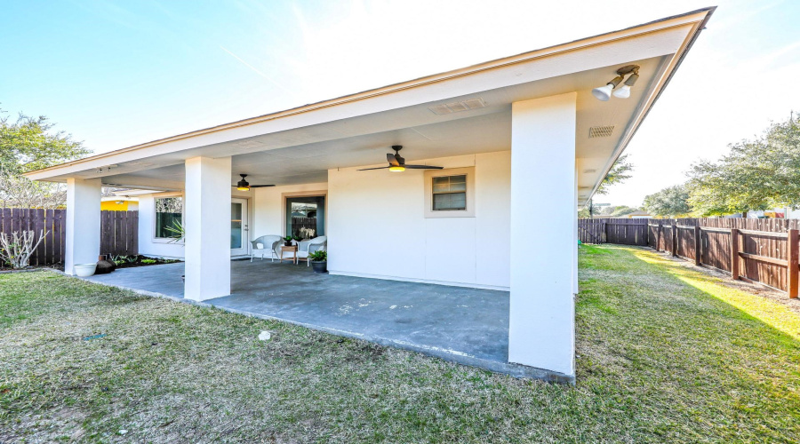 425 Cinnamon Teal Lp, LAREDO, Texas 78045, 3 Bedrooms Bedrooms, 5 Rooms Rooms,2 BathroomsBathrooms,Residential,For Rent,425 Cinnamon Teal Lp,20264218