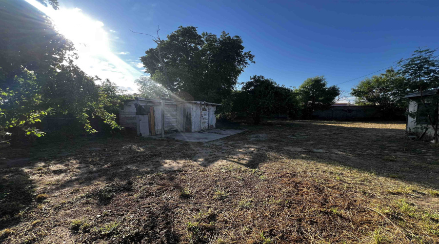 1819 Alamo St, Laredo, Texas 78040, ,Residential,For Sale,1819 Alamo St,20264219