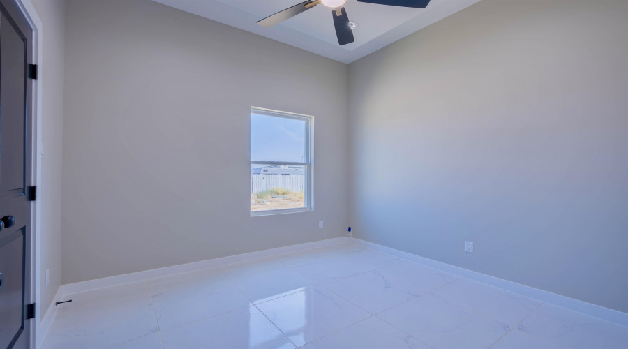 5008 Luna Grande Lp., Laredo, Texas 78046, 3 Bedrooms Bedrooms, 5 Rooms Rooms,2 BathroomsBathrooms,Residential,For Sale,5008 Luna Grande Lp.,20264220