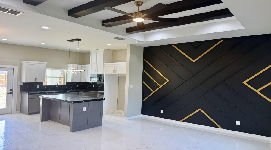 5008 Luna Grande Lp., Laredo, Texas 78046, 3 Bedrooms Bedrooms, 5 Rooms Rooms,2 BathroomsBathrooms,Residential,For Sale,5008 Luna Grande Lp.,20264220