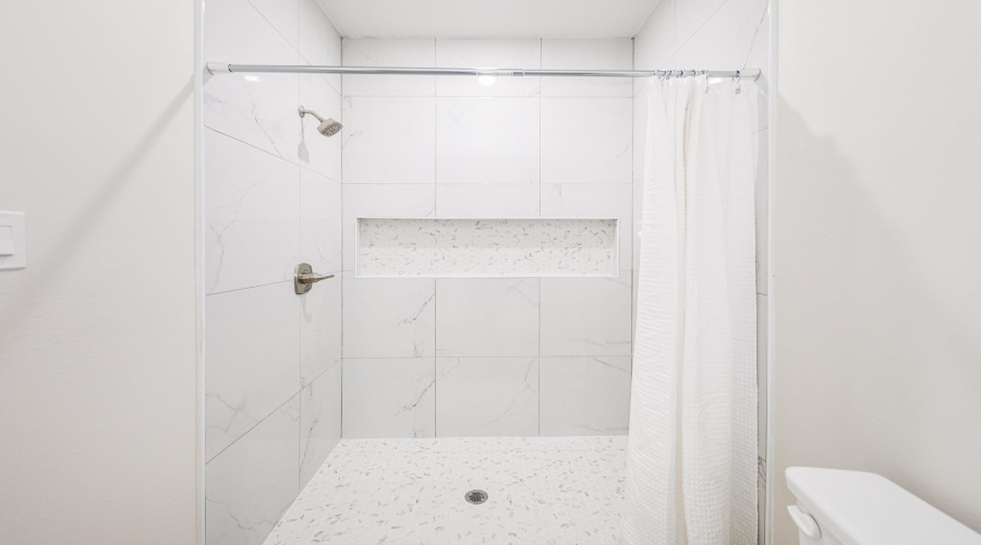 1706 Belgian Blue Lp., Laredo, Texas 78046, 4 Bedrooms Bedrooms, 6 Rooms Rooms,2 BathroomsBathrooms,Residential,For Sale,1706 Belgian Blue Lp.,20264221
