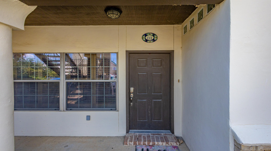 9811 Sterling St., Laredo, Texas 78045, 2 Bedrooms Bedrooms, 4 Rooms Rooms,2 BathroomsBathrooms,Residential,For Sale,9811 Sterling St.,20264222