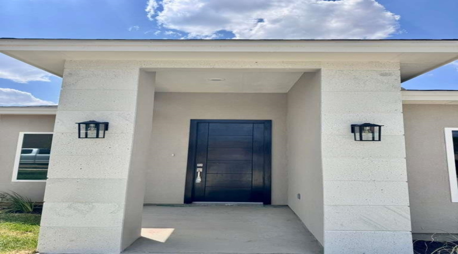 3416 S Texas Ave, Laredo, Texas 78046, 3 Bedrooms Bedrooms, 5 Rooms Rooms,2 BathroomsBathrooms,Residential,For Sale,3416 S Texas Ave,20264225
