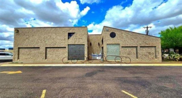220 W Hillside Rd, Laredo, Texas 78041, 1 Room Rooms,2 BathroomsBathrooms,Commercial retail/office,For Sale,220 W Hillside Rd,20264231