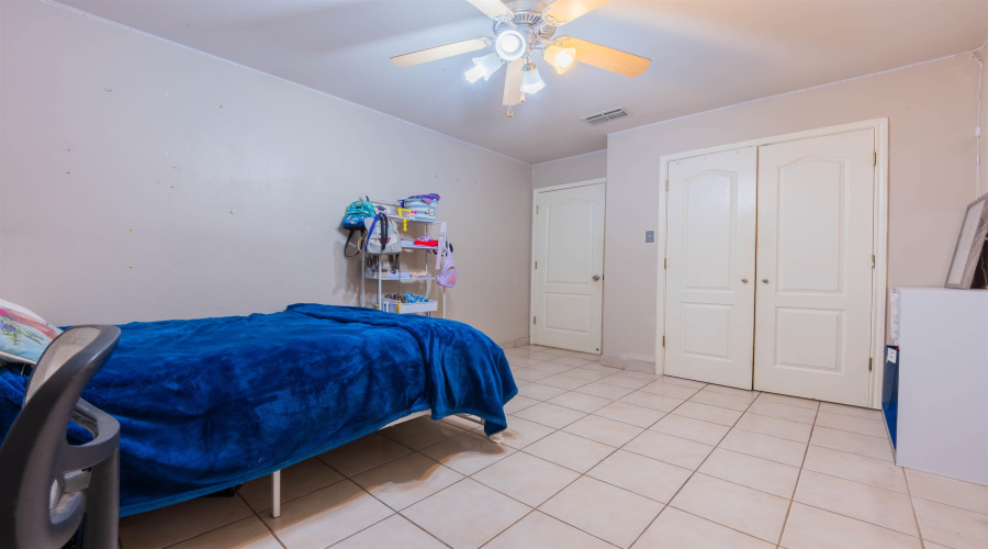 1752 Tiara Trl, Laredo, Texas 78045, 2 Bedrooms Bedrooms, 4 Rooms Rooms,2 BathroomsBathrooms,Residential,For Sale,1752 Tiara Trl,20264230