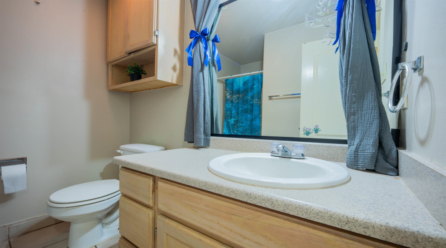 1752 Tiara Trl, Laredo, Texas 78045, 2 Bedrooms Bedrooms, 4 Rooms Rooms,2 BathroomsBathrooms,Residential,For Sale,1752 Tiara Trl,20264230