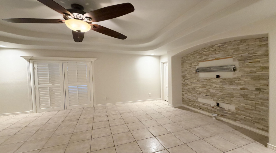 203 Martingale Ln, Laredo, Texas 78041, 1 Bedroom Bedrooms, 4 Rooms Rooms,2 BathroomsBathrooms,Residential,For Rent,203 Martingale Ln,20264232