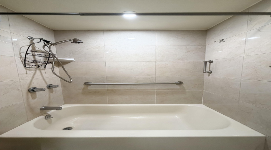 203 Martingale Ln, Laredo, Texas 78041, 1 Bedroom Bedrooms, 4 Rooms Rooms,2 BathroomsBathrooms,Residential,For Rent,203 Martingale Ln,20264232