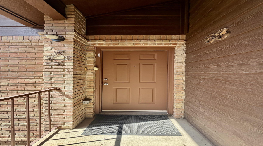 203 Martingale Ln, Laredo, Texas 78041, 1 Bedroom Bedrooms, 4 Rooms Rooms,2 BathroomsBathrooms,Residential,For Rent,203 Martingale Ln,20264232