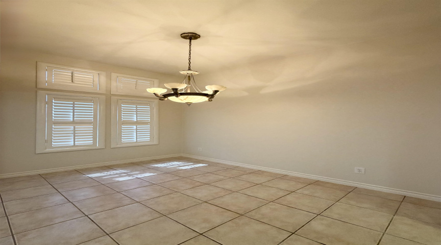 203 Martingale Ln, Laredo, Texas 78041, 1 Bedroom Bedrooms, 4 Rooms Rooms,2 BathroomsBathrooms,Residential,For Rent,203 Martingale Ln,20264232
