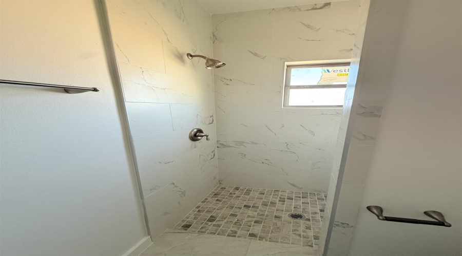 109 Lusitano Dr., LAREDO, Texas 78046, 3 Bedrooms Bedrooms, 5 Rooms Rooms,2 BathroomsBathrooms,Residential,For Sale,109 Lusitano Dr.,20264233