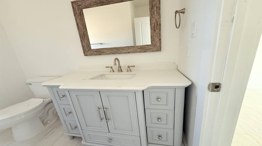 109 Lusitano Dr., LAREDO, Texas 78046, 3 Bedrooms Bedrooms, 5 Rooms Rooms,2 BathroomsBathrooms,Residential,For Sale,109 Lusitano Dr.,20264233