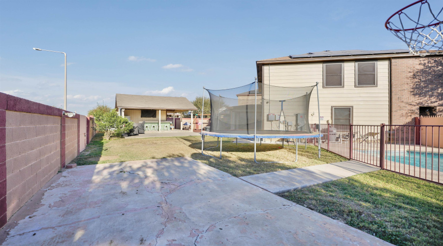 2122 Mallorca Dr, LAREDO, Texas 78046, 5 Bedrooms Bedrooms, 7 Rooms Rooms,3 BathroomsBathrooms,Residential,For Rent,2122 Mallorca Dr,20264239
