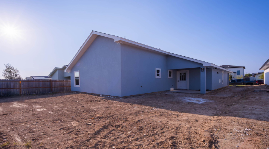 5708 Kylee Dr., Laredo, Texas 78043, 3 Bedrooms Bedrooms, 5 Rooms Rooms,2 BathroomsBathrooms,Residential,For Sale,5708 Kylee Dr.,20264241