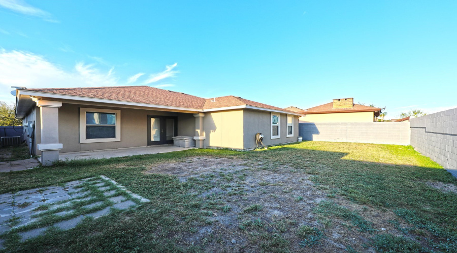 3915 Aidin St, Laredo, Texas 78045, 4 Bedrooms Bedrooms, 6 Rooms Rooms,2 BathroomsBathrooms,Residential,For Rent,3915 Aidin St,20264246