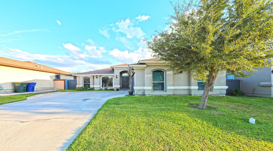 3915 Aidin St, Laredo, Texas 78045, 4 Bedrooms Bedrooms, 6 Rooms Rooms,2 BathroomsBathrooms,Residential,For Rent,3915 Aidin St,20264246