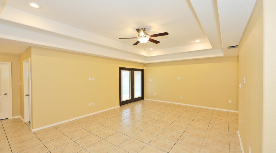 3915 Aidin St, Laredo, Texas 78045, 4 Bedrooms Bedrooms, 6 Rooms Rooms,2 BathroomsBathrooms,Residential,For Rent,3915 Aidin St,20264246