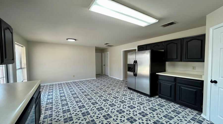 8701 Martinique Dr, Laredo, Texas 78045, 3 Bedrooms Bedrooms, 5 Rooms Rooms,2 BathroomsBathrooms,Residential,For Sale,8701 Martinique Dr,20264247
