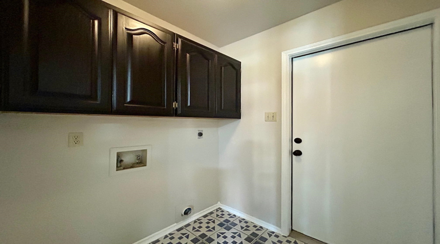 8701 Martinique Dr, Laredo, Texas 78045, 3 Bedrooms Bedrooms, 5 Rooms Rooms,2 BathroomsBathrooms,Residential,For Sale,8701 Martinique Dr,20264247