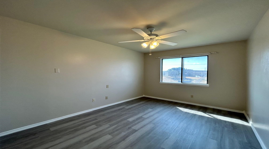 8701 Martinique Dr, Laredo, Texas 78045, 3 Bedrooms Bedrooms, 5 Rooms Rooms,2 BathroomsBathrooms,Residential,For Sale,8701 Martinique Dr,20264247
