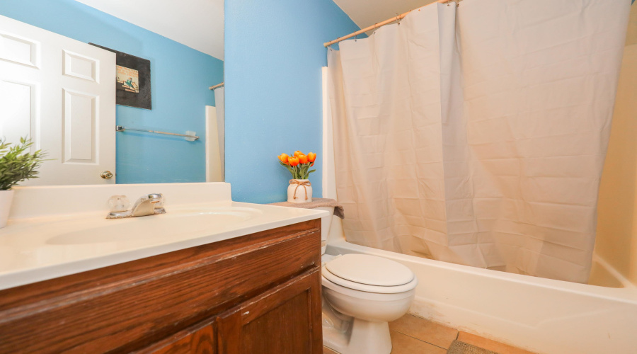 2426 Jean St, LAREDO, Texas 78046, 3 Bedrooms Bedrooms, 8 Rooms Rooms,2 BathroomsBathrooms,Residential,For Sale,2426 Jean St,20264251